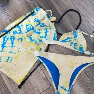 Traingl bikini